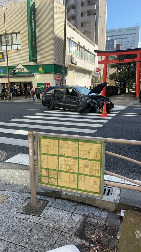 E-UqmGhy1rcSboFClNECYEg9