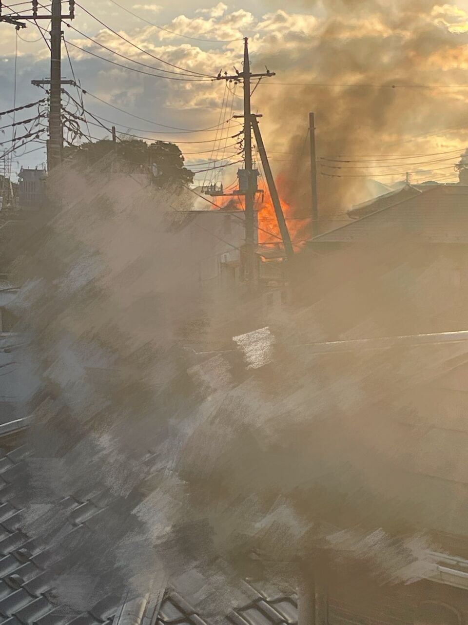 火事情報まとめ 埼玉県さいたま市見沼区大字小深作付近 住宅街から火の手あがる火災12 31 埼玉 大晦日 事件事故 災害速報ニュース