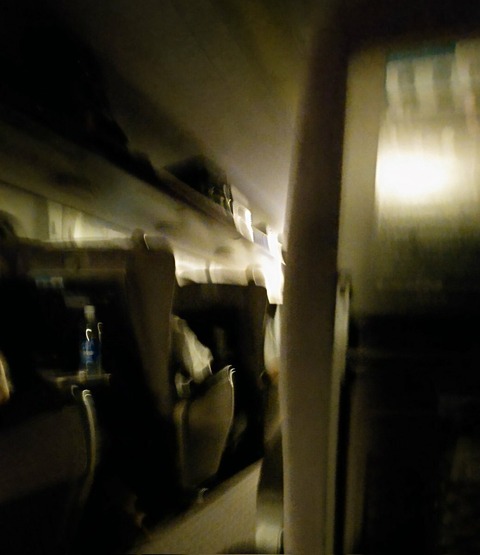 Szfrbf-DEMqRvtW7ItW-t_SR