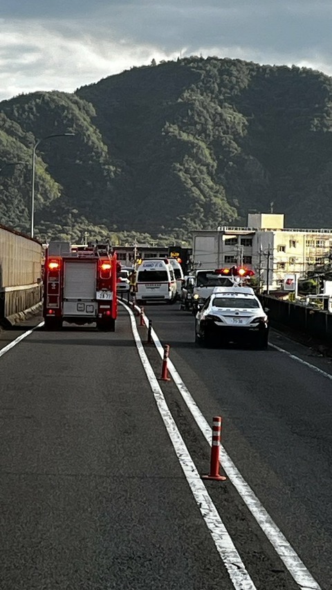 v2Egif_wtGgYnhJuvk25PLMMr