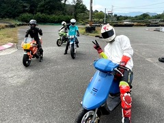 E-01