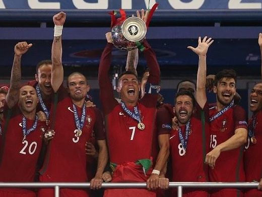 Euro16決勝 Momはポルトガル代表のペペに 気になったスポーツニュース Euro16決勝 Momはポルトガル代表のペペに 気になったスポーツニュース