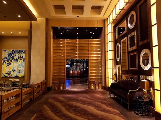 S-16 bronze_delano-hotel_2