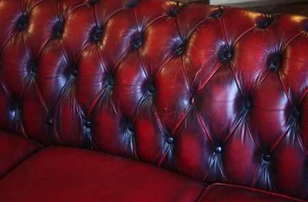 Red leather Chesterfield sofa_1