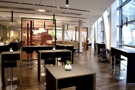 Cancello Copper_BMW-Abholerlounge_3