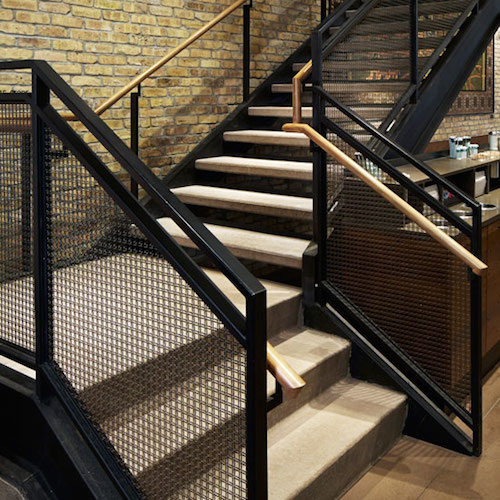 2_starbucks_stairs_oak_amp_rush_chicago_1387403907