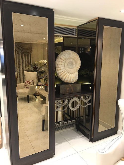 Marbled_cabinet_3_2