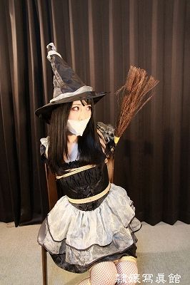 p1824_04.jpg