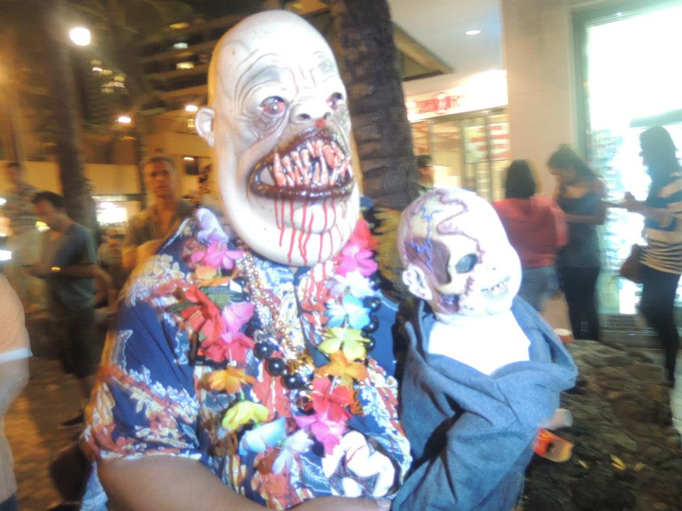 ハワイ 本気度が違う ワイキキでの昼夜ハロウィン光景 ちぇるログ