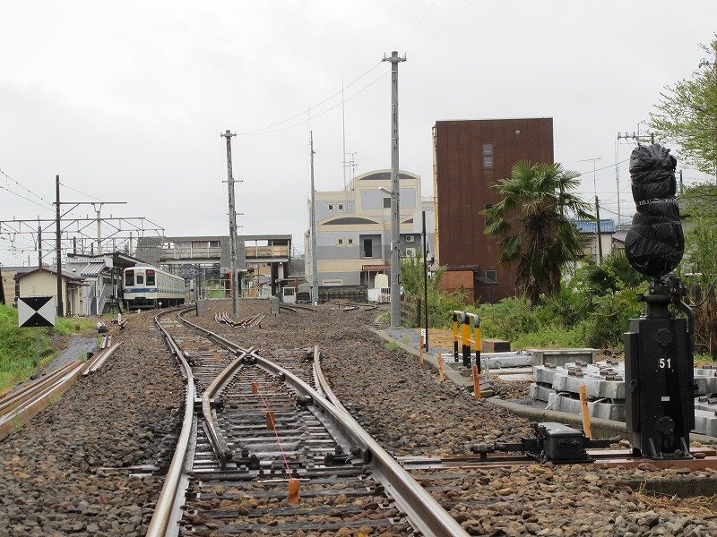 棒線化した八高線越生駅 虹ブログ