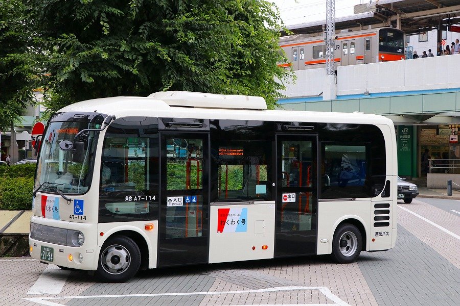 朝霞市内循環バスを見る 虹ブログ