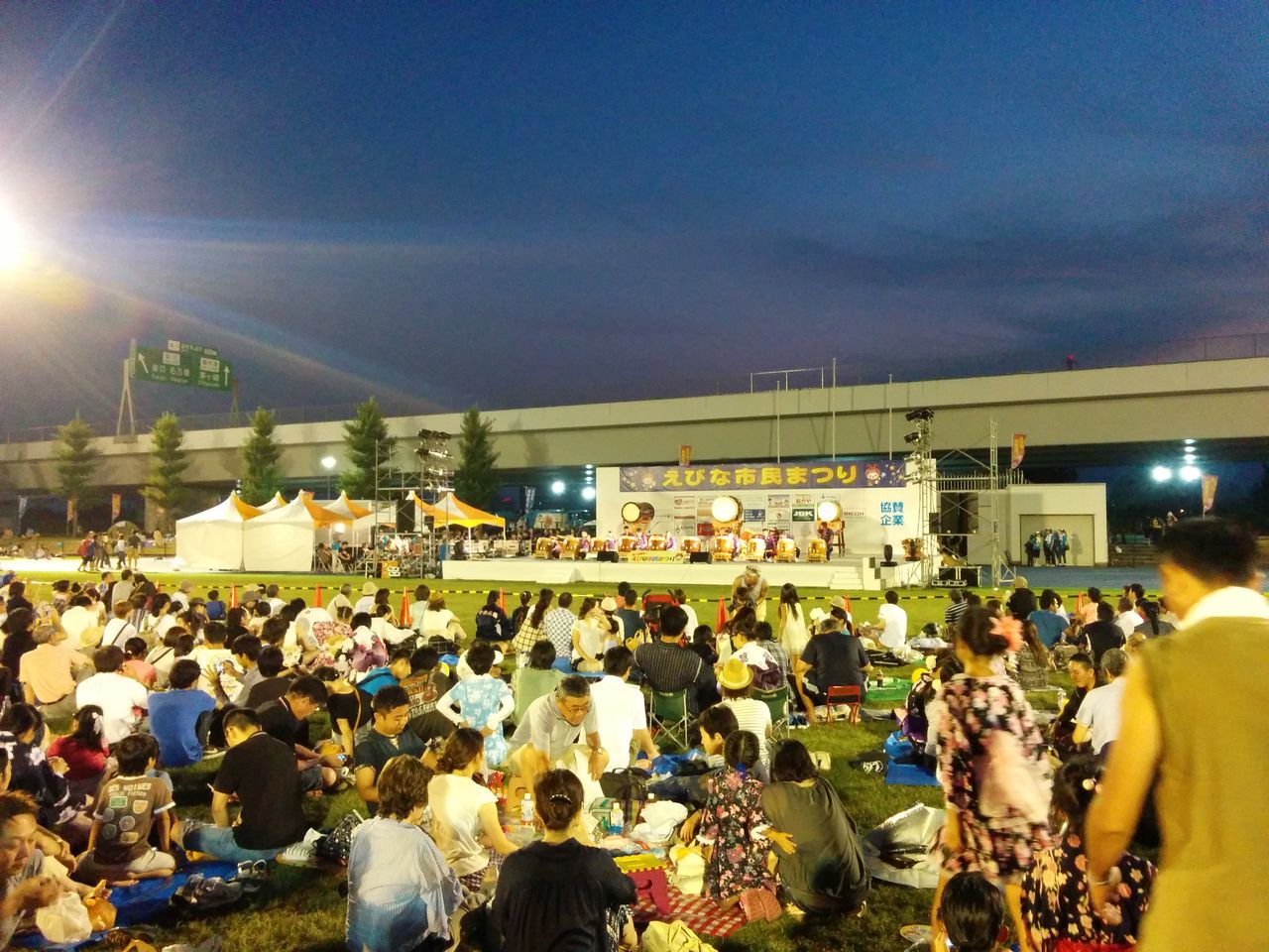 花火 えびな市民まつりに行ってきました 今年初の花火観賞 家族と仕事の本当のカタチって 花火 えびな市民まつりに行ってきました 今年初の花火観賞 家族と仕事の本当のカタチって