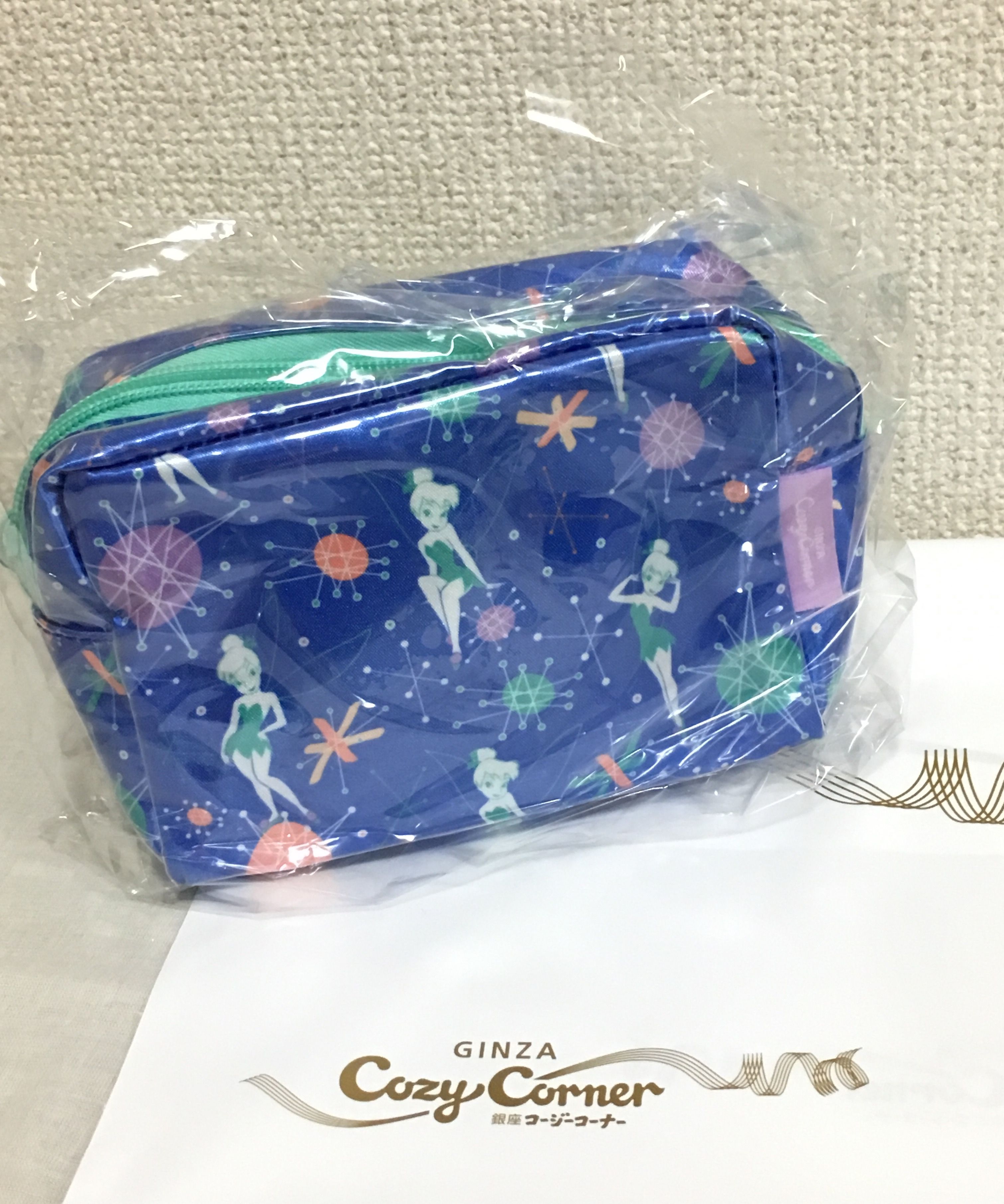 コージーコーナー ティンカーベルのポーチ入りお菓子 うずまき貝がらと熊さん コージーコーナー ティンカーベルのポーチ入りお菓子 うずまき貝がらと熊さん