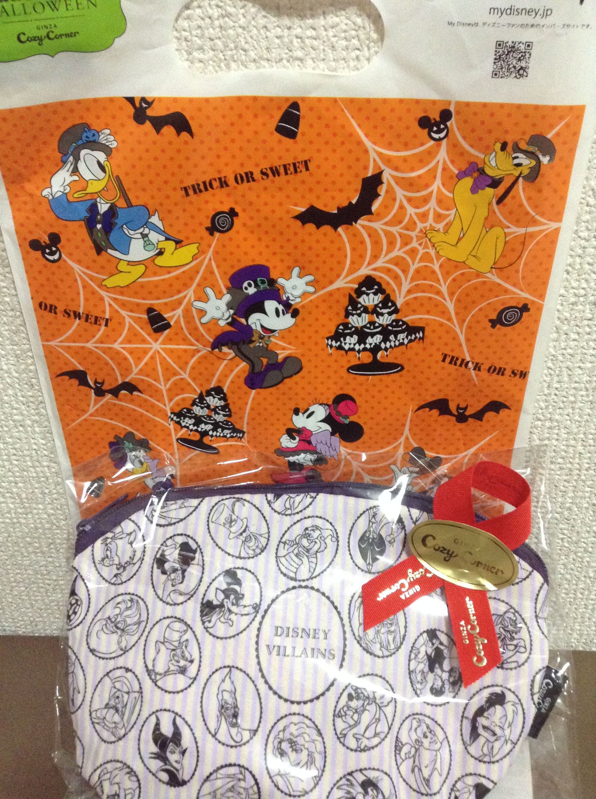 コージーコーナー ディズニーヴィランズポーチ入りのお菓子 うずまき貝がらと熊さん コージーコーナー ディズニーヴィランズポーチ入りのお菓子 うずまき貝がらと熊さん