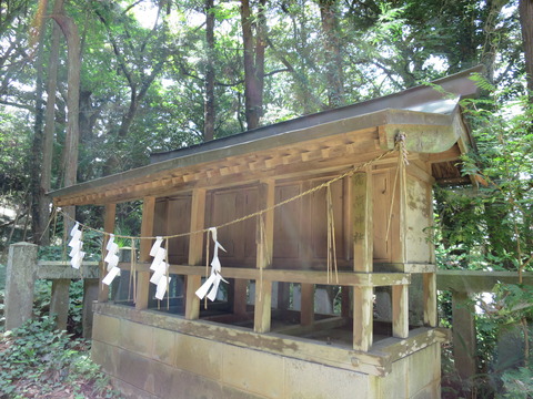 式内社・泉神社（いずみじんじゃ）画像