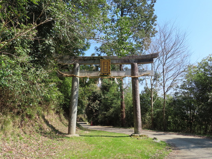 Uketa003