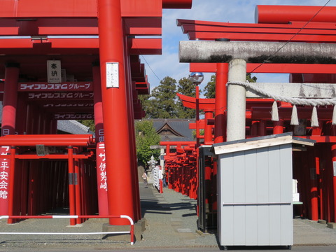 小泉稲荷神社（こいずみいなりじんじゃ）画像