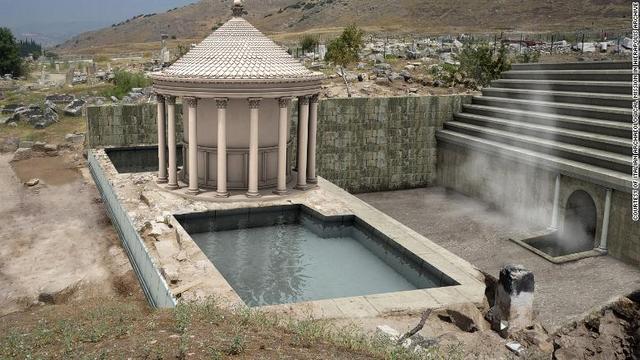 古代ローマ 地獄の門 で動物が死ぬ謎を解明 歴ネタまとブ