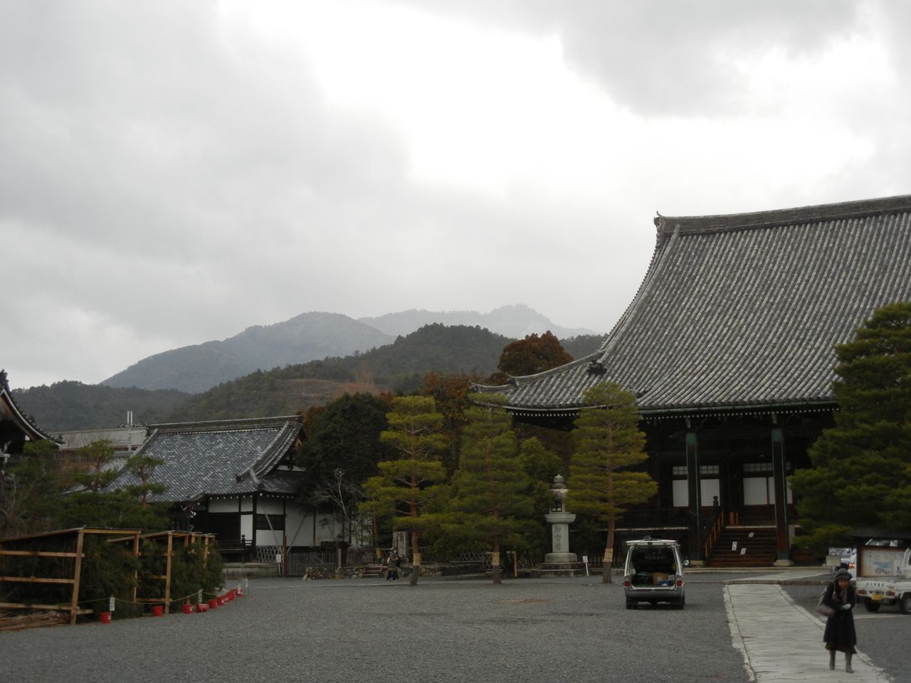 五台山清凉寺（嵯峨釈迦堂） : 歴史探訪京都から