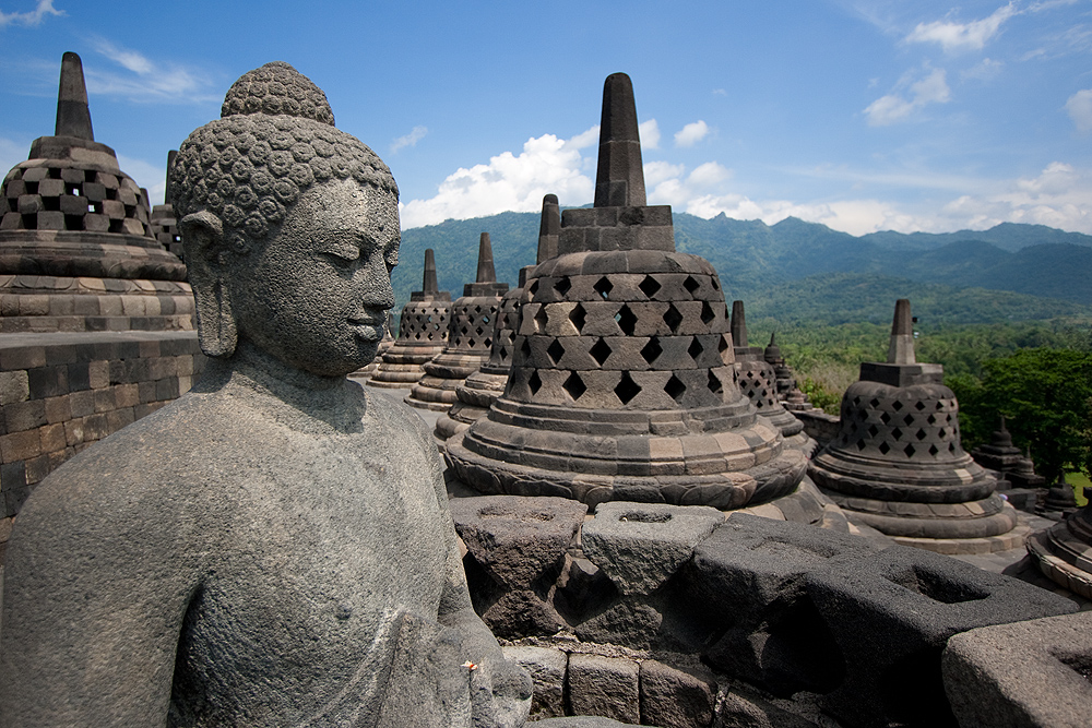 ポロブドゥール遺跡