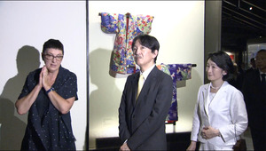 yvpubthum1686376-916adcf647fae818933794f7e39f8417