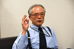 Tomohiko_Taniguchi_in_2006