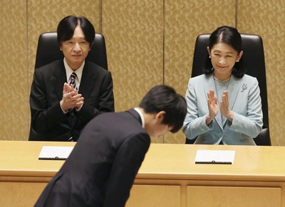 6d82b30dd86e94790565ce4c96b417f1_1