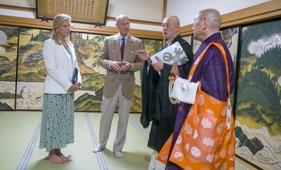 duchess-of-edinburgh-japan-3