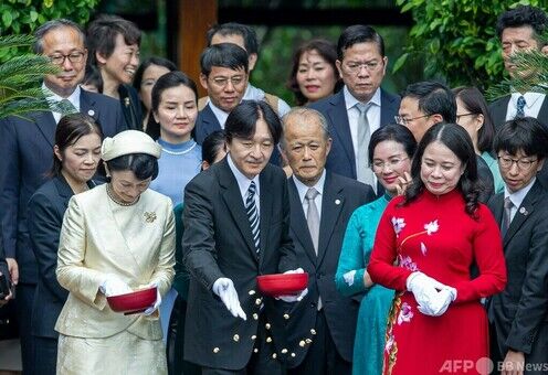 remmikkiのブログ:秋篠宮皇嗣両殿下 ホーチミン廟に献花、拝礼