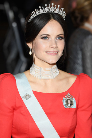 20200420-00010000-ellegirl-000-1-view