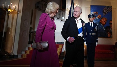 queen-camilla-first-lady-melania-trump-stat-dinner-9