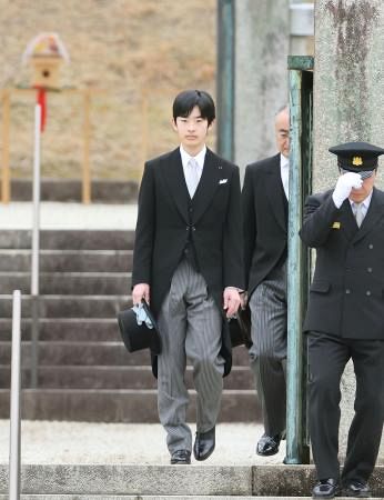 94d034dc0b546b3e7b95d95c626adf4f_1