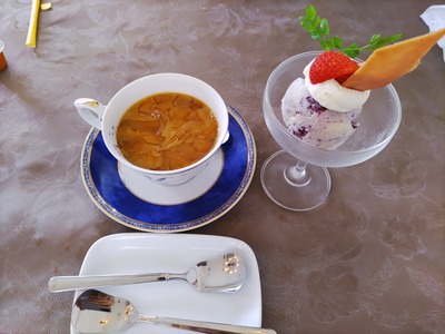 IMG_20220527_122329_copy_1600x1200