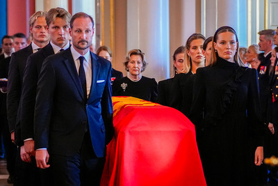 260901-norway-king-haakon-coronation-1600