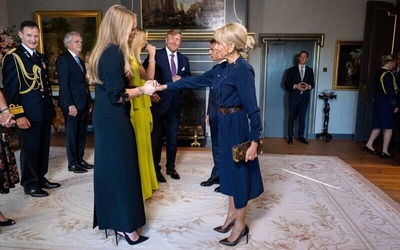 queen-maxima-princess-amalia-2 5