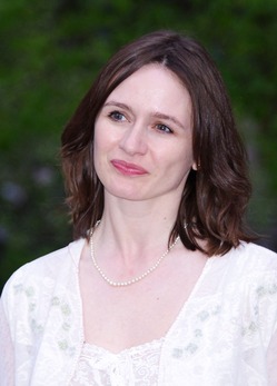 Emily_Mortimer_2011_Shankbone