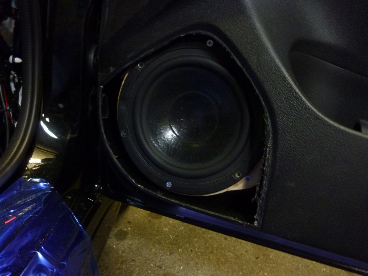 マーチのデッキ スピーカー交換 Breeze ボスログ