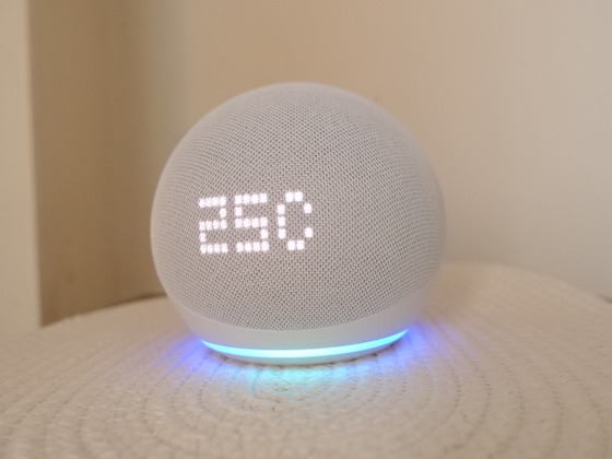 Echo Dot with clock