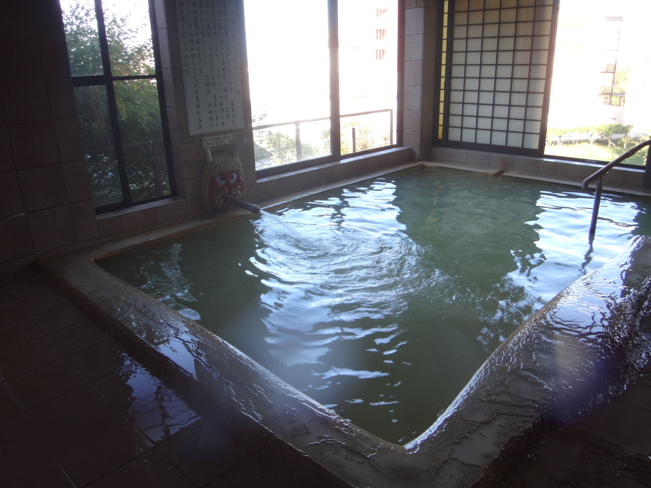 なまはげの湯 元湯 雄山閣 レンの森の秘密基地
