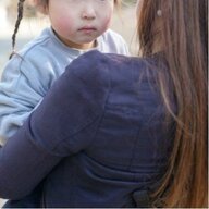 赤ちゃんへの無許可タッチと母親の平和的防衛策！