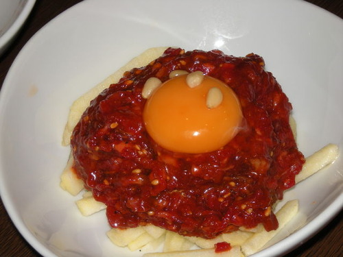 27705993_1075900369_119large