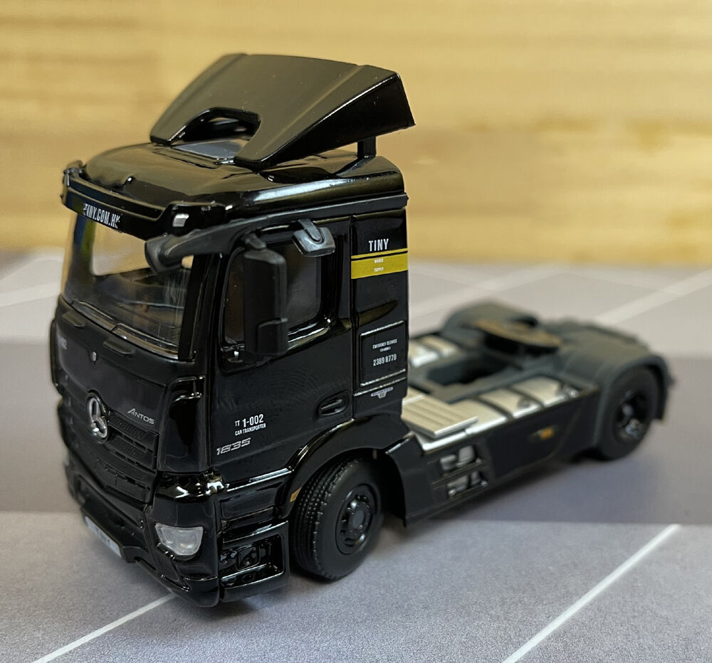 1／64 ベンツ カーキャリアトレーラー ブラック