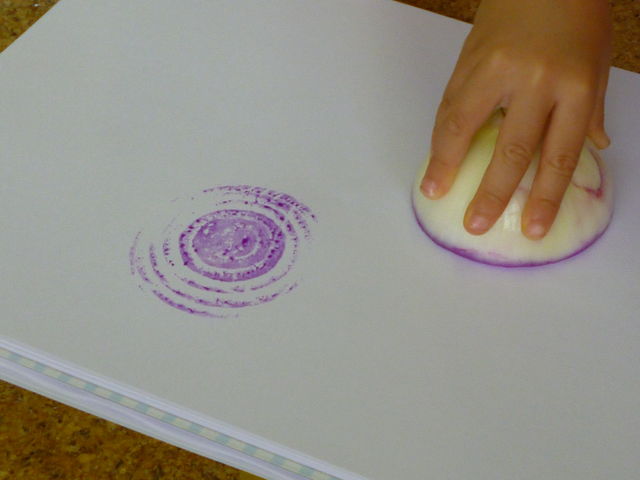 野菜スタンプ 帝塚山教室 蓮美幼児学園のブログ