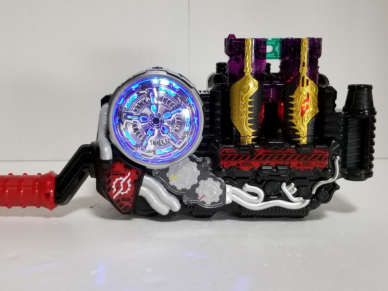 【未開封】仮面ライダービルド　LOVE＆PEACE BOX Amazon.co.jp: 仮面ライダービルド超全集 特別版 ラブ&ピースBOX