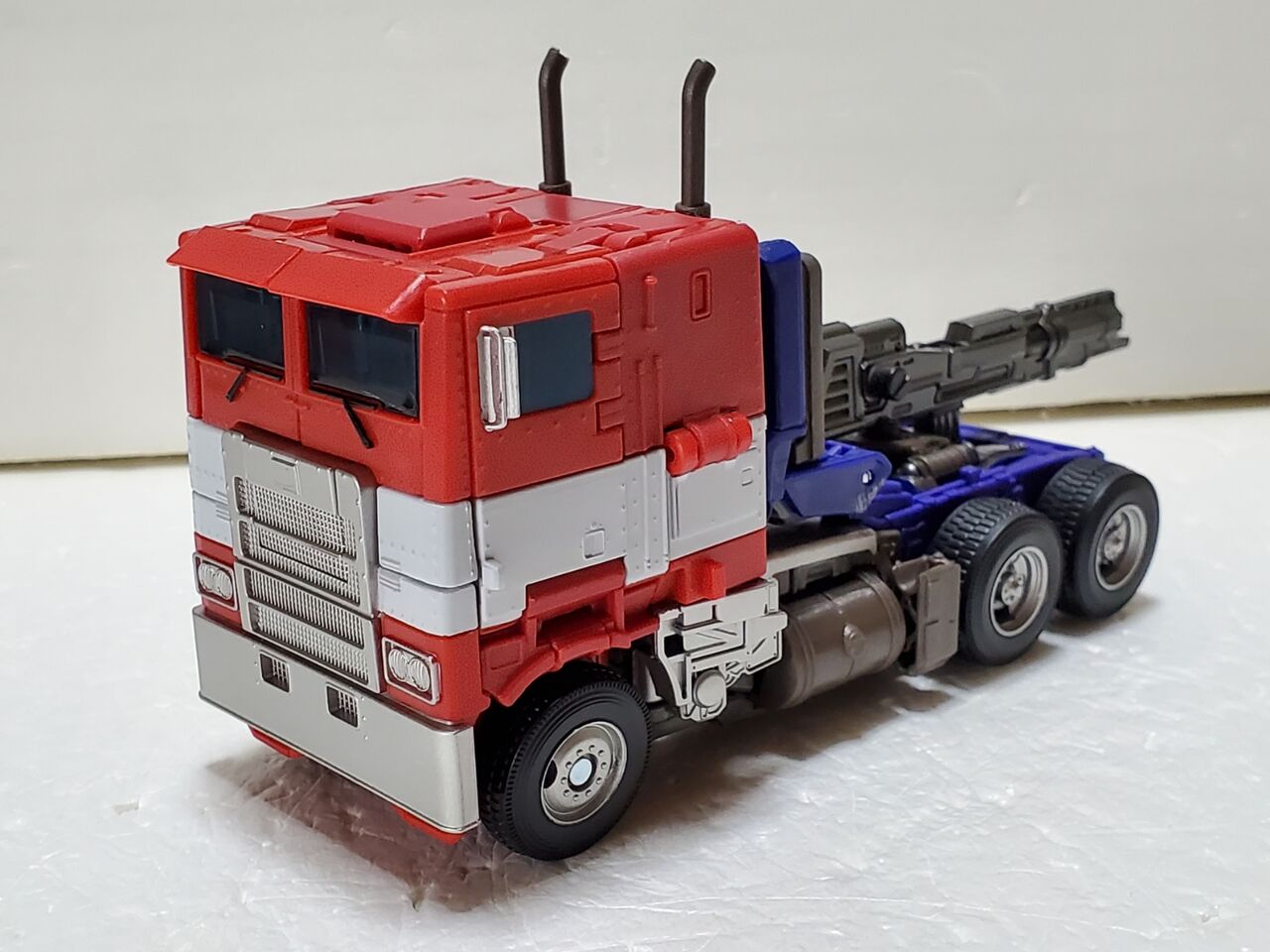 トランスフォーマー PF SS-02 オプティマスプライム PF SS-02 オプティマスプライム｜トランスフォーマー