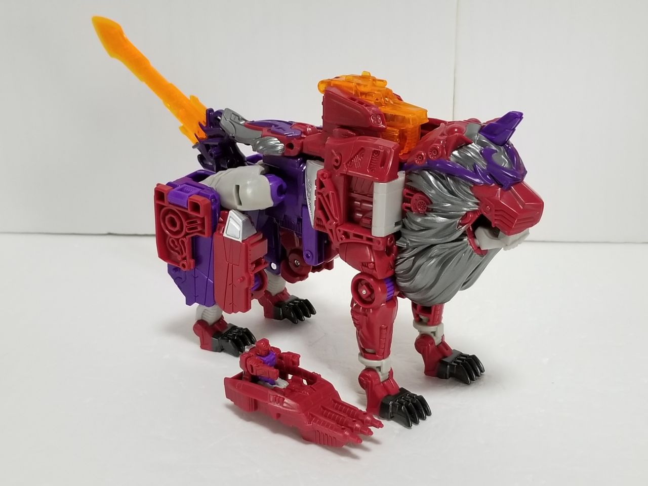 タイタンズリターン オートボットソブリン&アルファトライオン : 病月