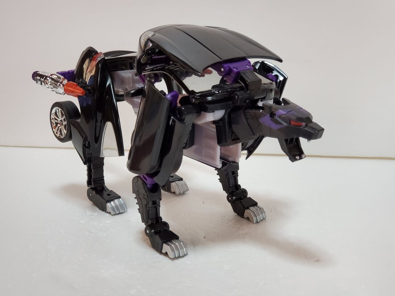 トランスフォーマーオルタネイターズラヴィッジRavage featジャガー・XK- トランスフォーマー オルタネーター ジャガー Ravage Jaguar