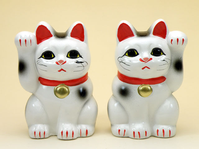 招き猫 右手 左手 Renon 628のblog 招き猫 右手 左手 Renon 628のblog