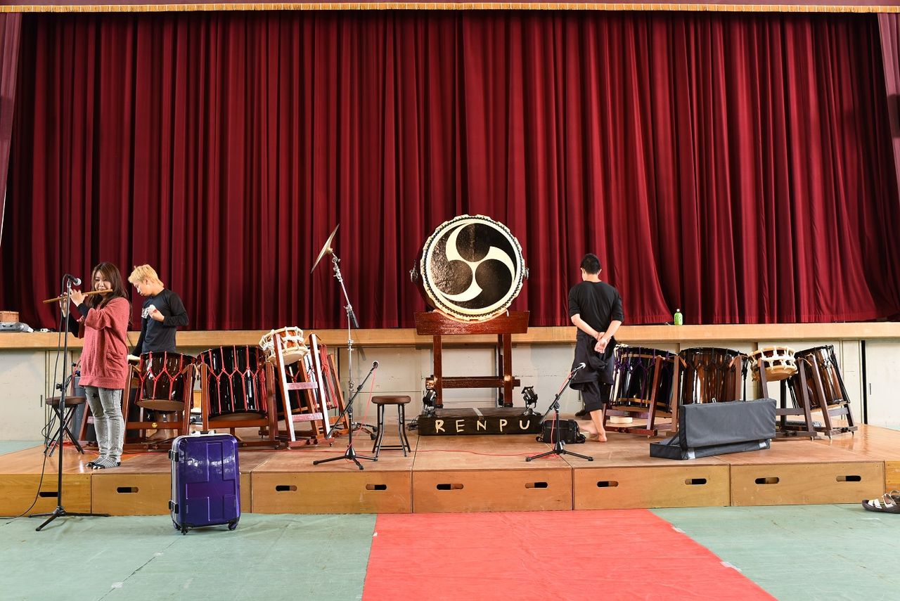 大阪府立交野支援学校四條畷校 芸術鑑賞会 蓮風renpu 和楽器演奏者 村下 正幸のmasablog