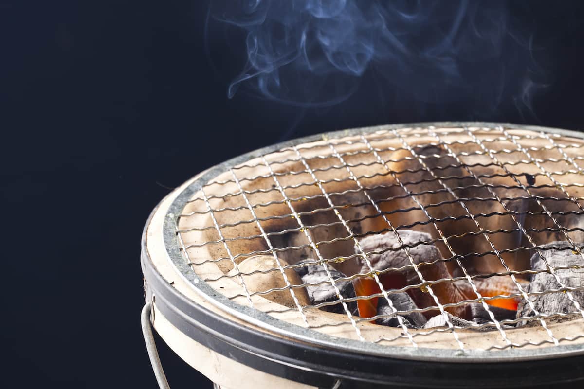 京都丹後での焼肉パーティー、窓を閉めてエアコンを効かせると１２人が一酸化炭素中毒に！